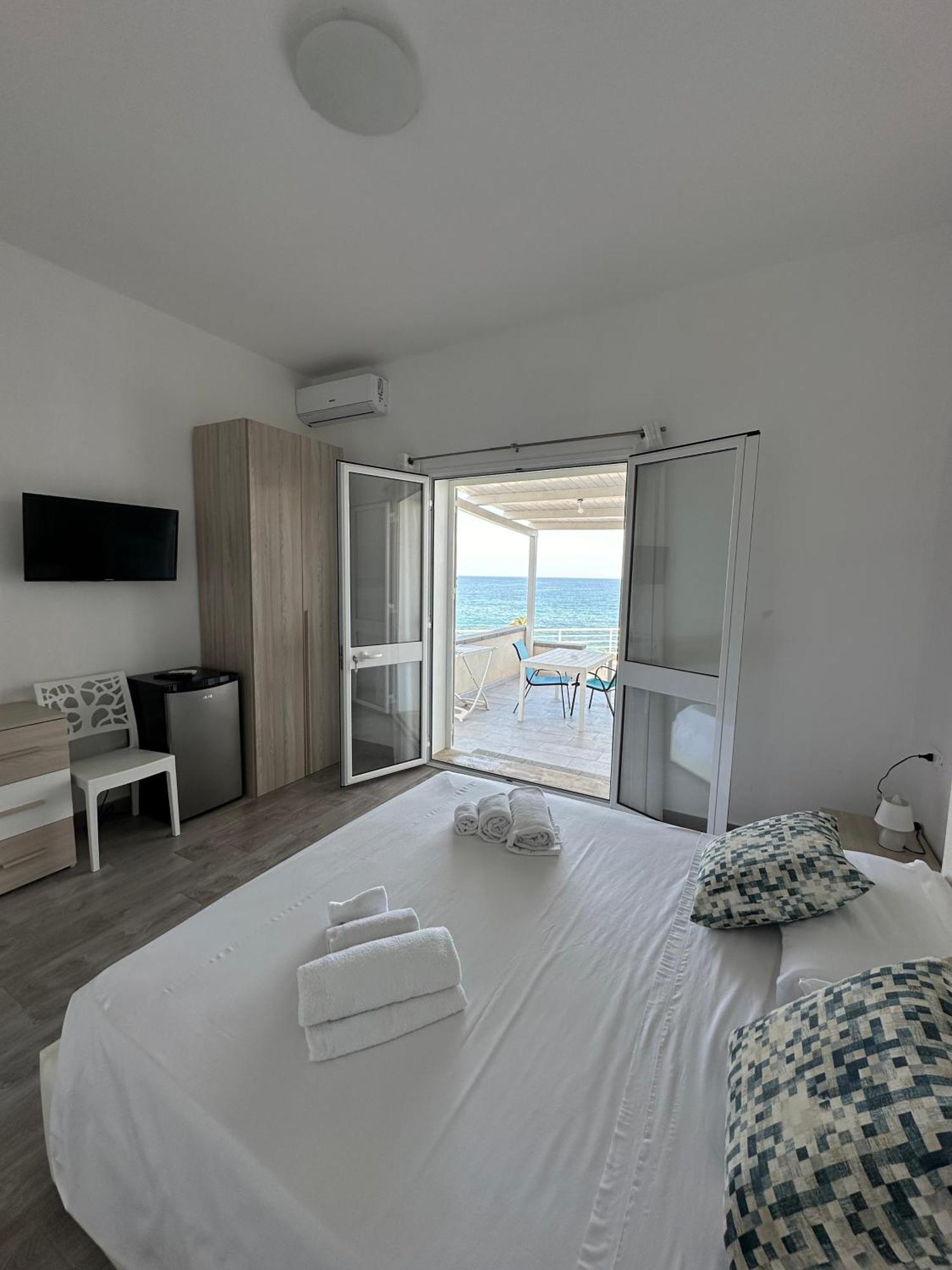 Il Faraglione Hotel Lido di Noto Exterior photo